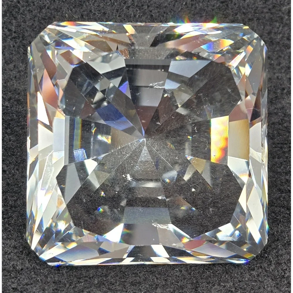 Vtg Oleg Cassini Crystal Paperweight Cut Square Cut Clear 2x1.5